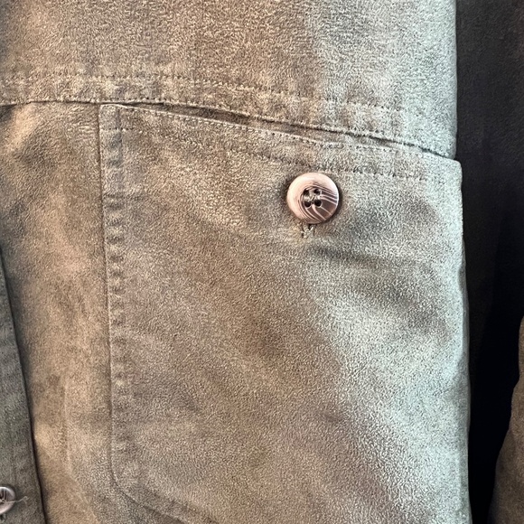 Vintage 'V Uomo' Micro Suede Button Up Shirt - Cropped/Japanese Medium - Unisex - Picture 5 of 9